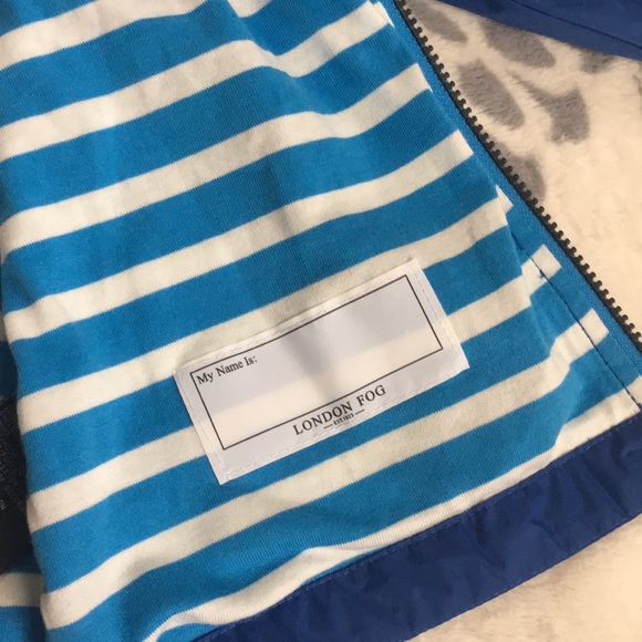 London fog children’s rain jacket - Picture 3 of 4